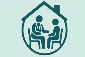 ویزیت بیمار سرطانی توسط پزشک در منزل